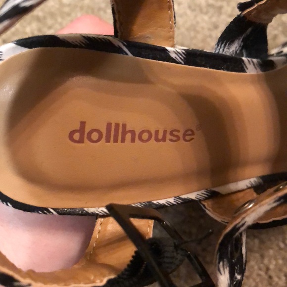 Zebra print wedges - Picture 2 of 3